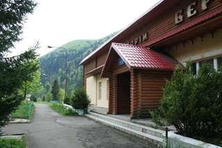 Фото Курортные отели Sanatorium Verhovyna г. Soymy